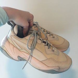Women’s puma runners